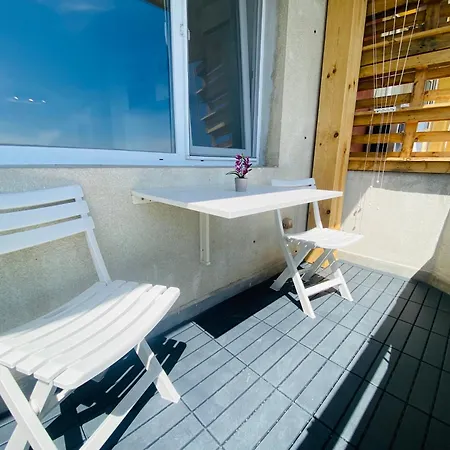 1 Bedroom Ap Seaview Peace And Quiet דירה