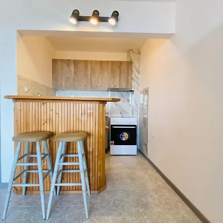 דירה 1 Bedroom Ap Seaview Peace And Quiet *